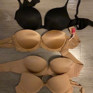 Lot of Victoria’s Secret bras